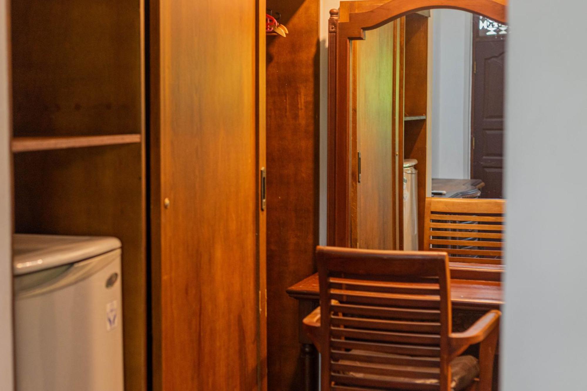 Puri Mango Guest House Sanur Bagian luar foto